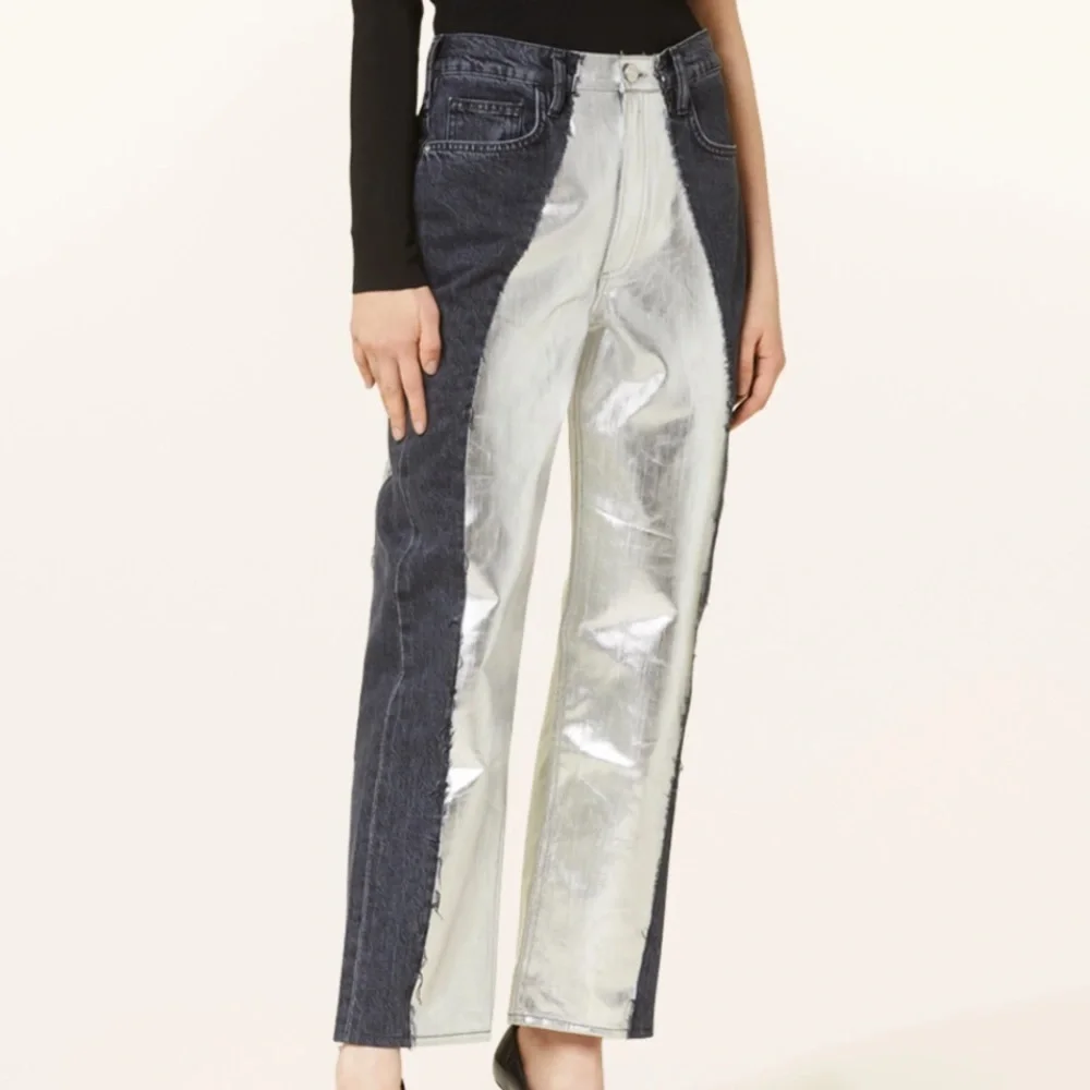NWT FRAME Pieced Metallic Silver Black Straight Leg Jeans Size 26 Retail $448